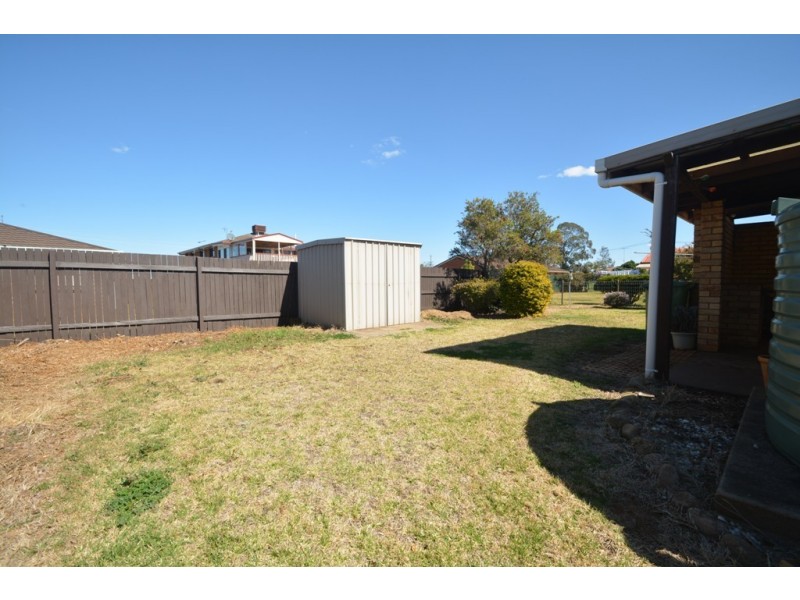 22 Edzill Street, Wilsonton Heights QLD 4350