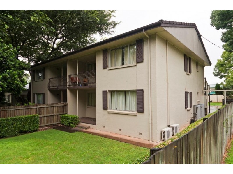 4/110a James St, South Toowoomba QLD 4350