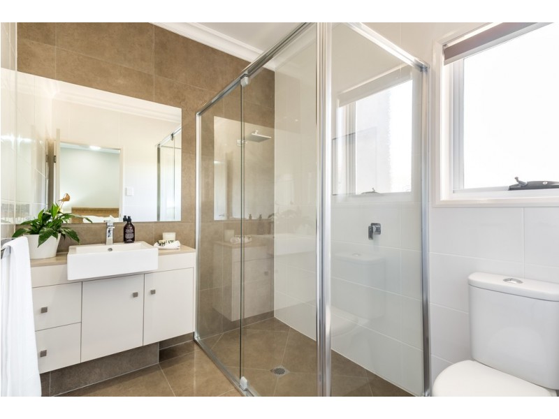 20/565 Hume Street, Kearneys Spring QLD 4350