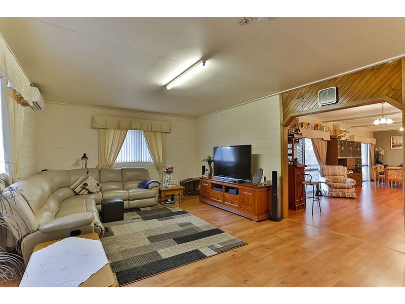 70 Willis Road, Meringandan West QLD 4352