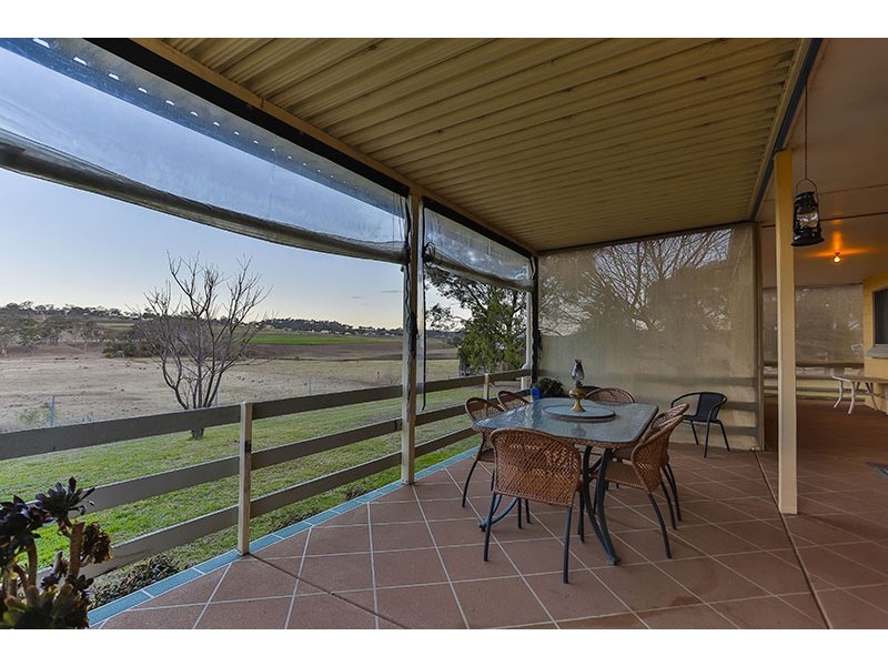 70 Willis Road, Meringandan West QLD 4352