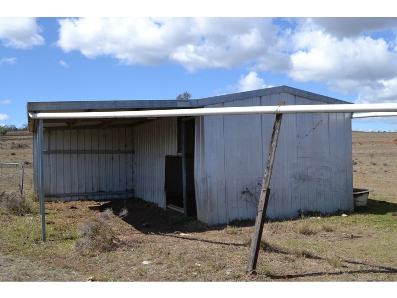 70 Willis Road, Meringandan West QLD 4352