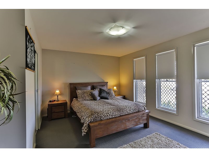 26 Whitman Street, Westbrook QLD 4350