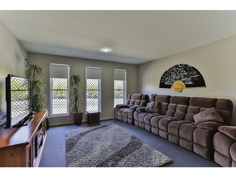 26 Whitman Street, Westbrook QLD 4350