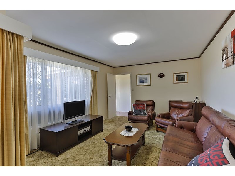 65 Knockator Crescent, Centenary Heights QLD 4350