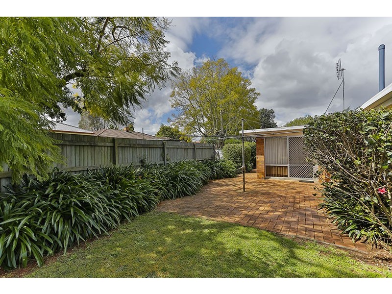 65 Knockator Crescent, Centenary Heights QLD 4350