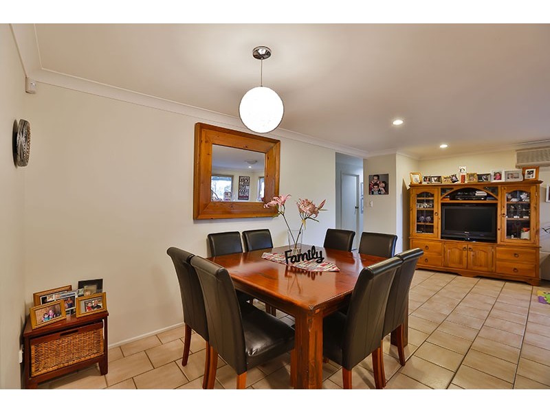 5 Langton Crescent, Oakey QLD 4401
