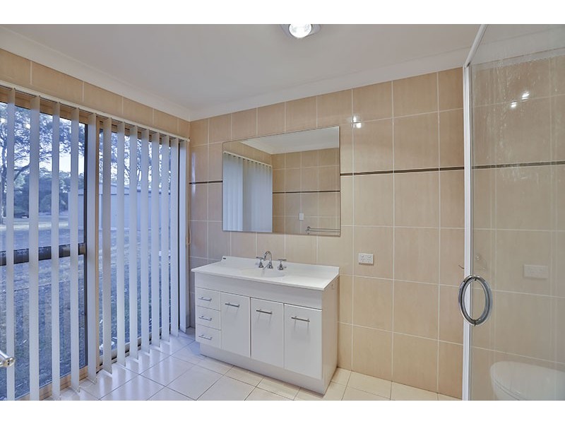 5 Langton Crescent, Oakey QLD 4401