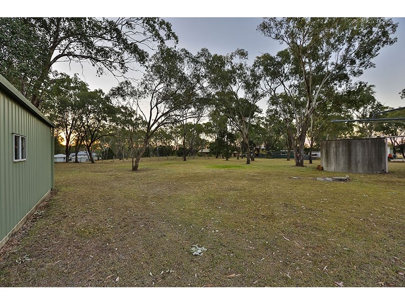 5 Langton Crescent, Oakey QLD 4401