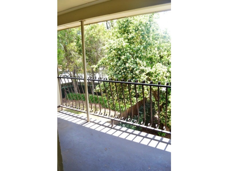 4/162 Geddes Street, South Toowoomba QLD 4350