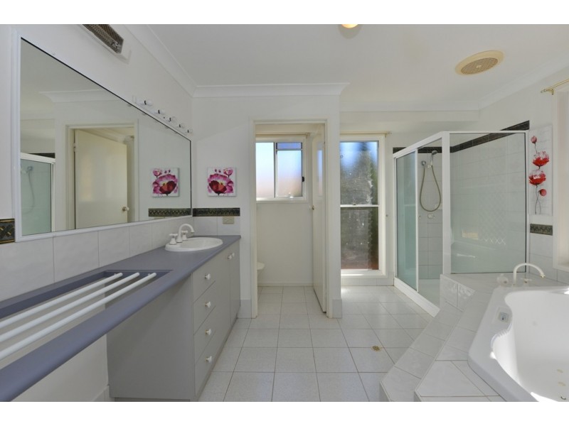 15 McKinney Court, Rangeville QLD 4350