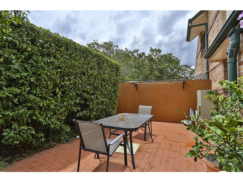 2/60 Crown Street, Rangeville QLD 4350