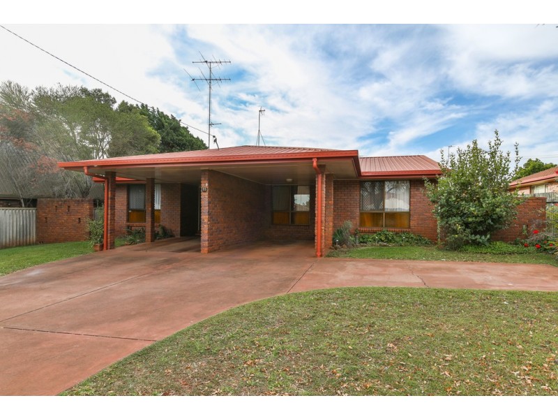 1/11 Hinkler Crescent, Wilsonton QLD 4350
