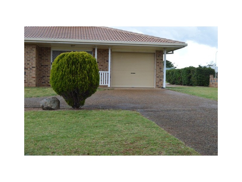 1/8 Carmen Street, Kearneys Spring QLD 4350