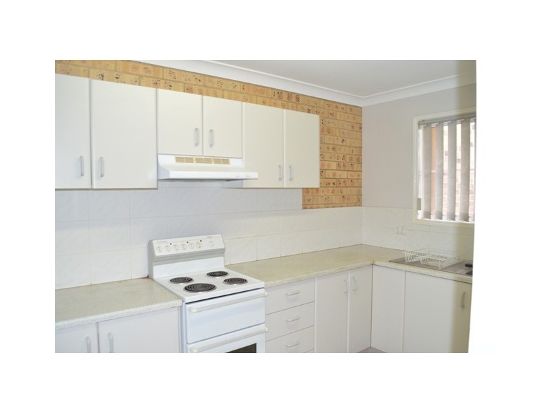 1/8 Carmen Street, Kearneys Spring QLD 4350