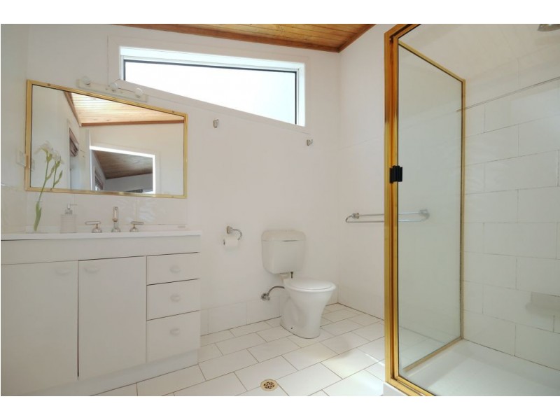 3 Rangeview Road, Blue Mountain Heights QLD 4350