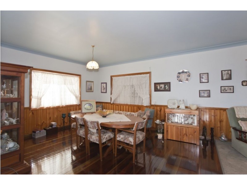 41 Skyline Drive, Blue Mountain Heights QLD 4350