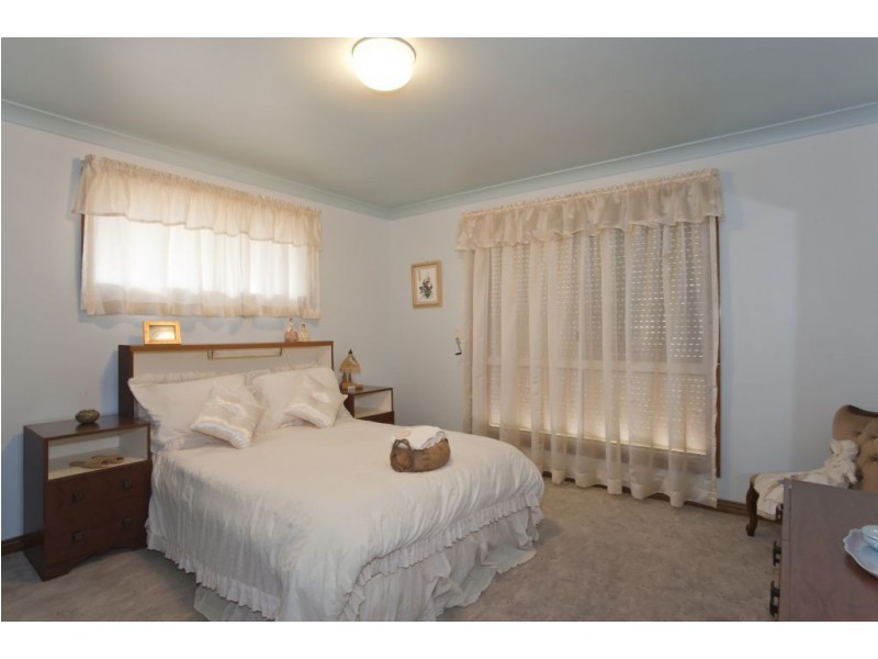 41 Skyline Drive, Blue Mountain Heights QLD 4350