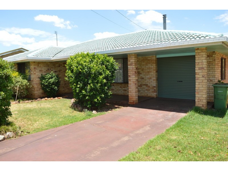 22 Edzill Street, Wilsonton QLD 4350