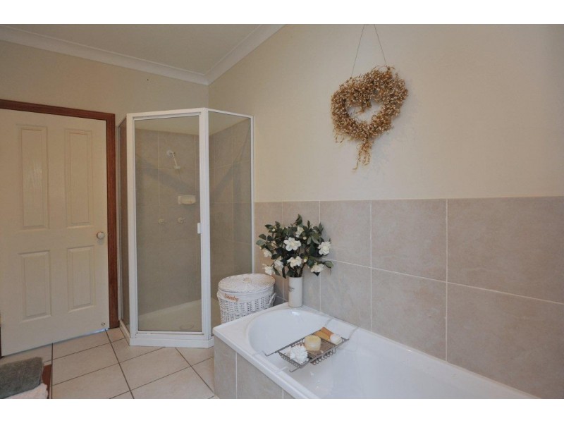 388 Berghoffers Road, Biddeston QLD 4401