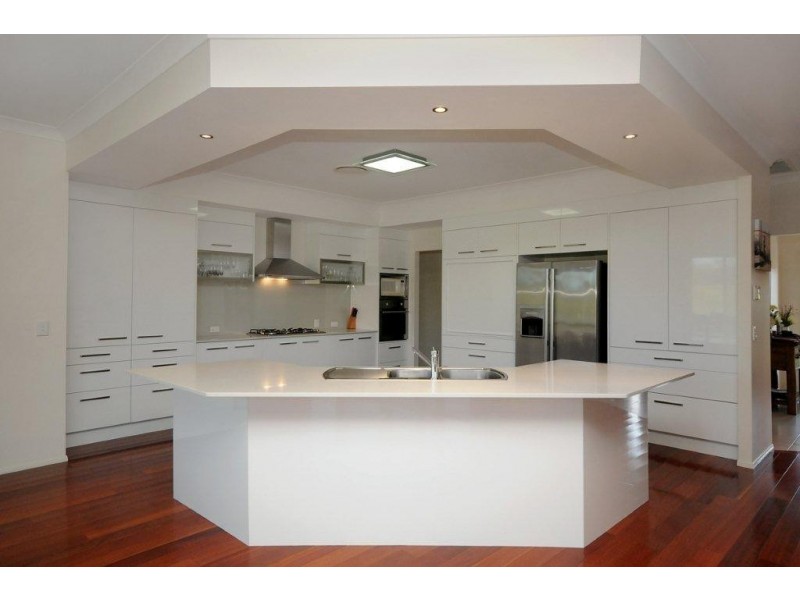 721 Kudo Silverleigh Road, Goombungee QLD 4354