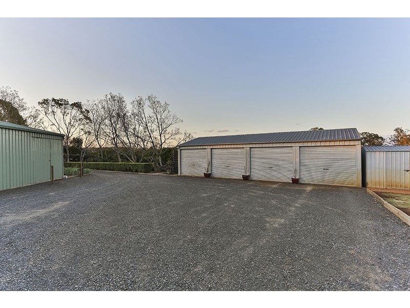 452 Meringandan Road, Kleinton QLD 4352