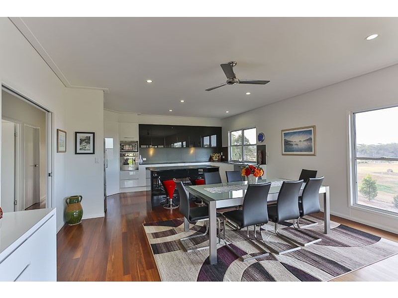 13 Willis Road, Meringandan West QLD 4352