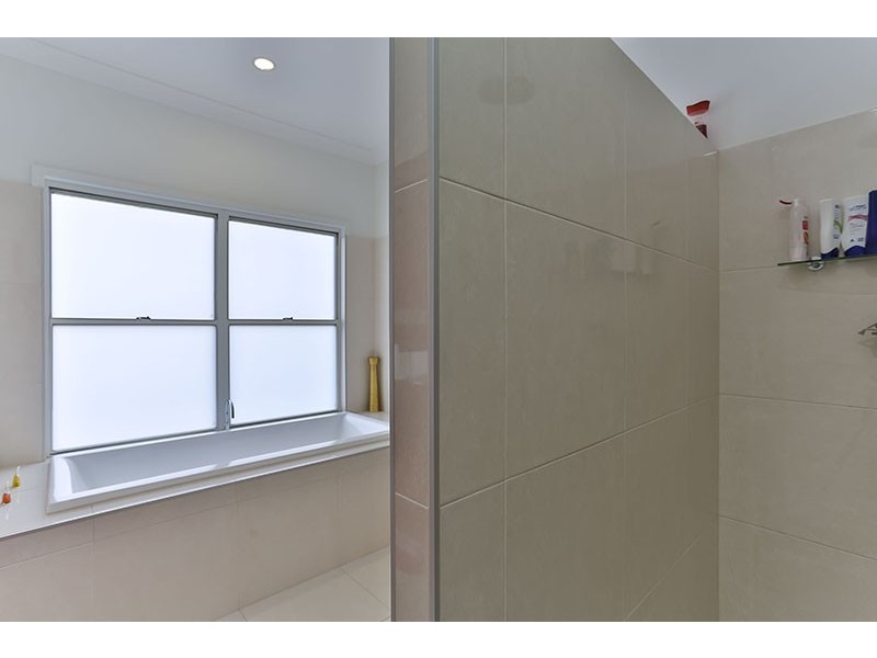 13 Willis Road, Meringandan West QLD 4352