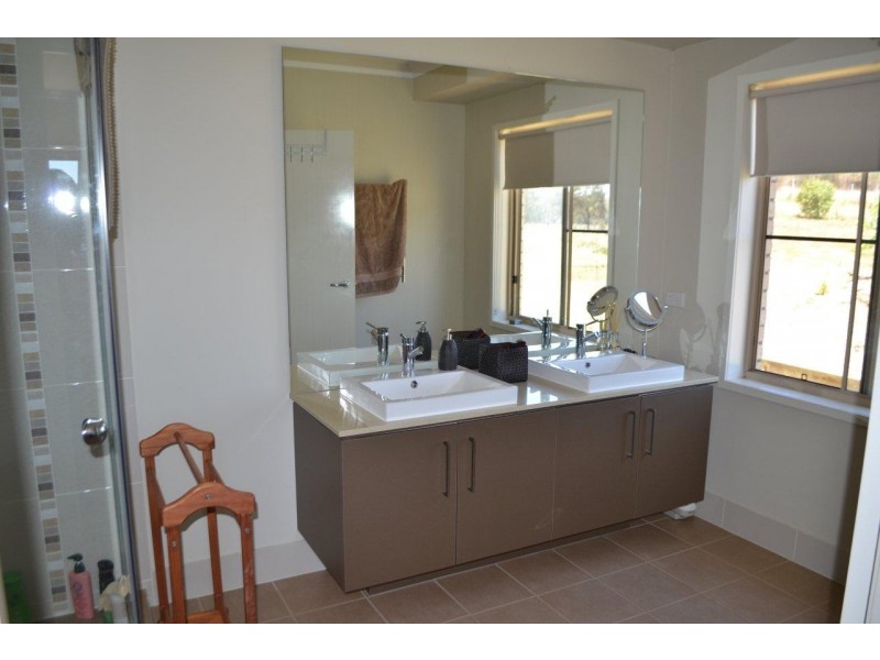 252 Buaraba Creek Road, Buaraba QLD 4311