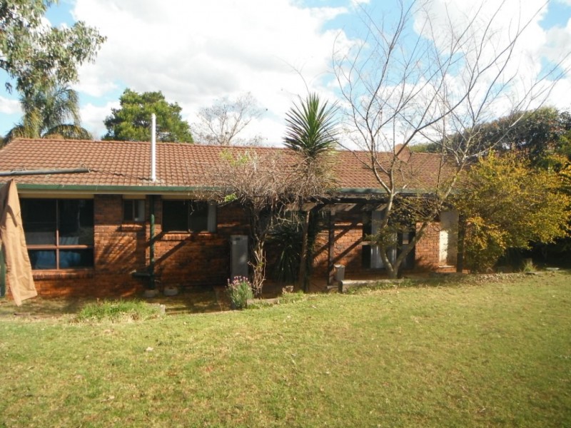 7 Nellie Street, Centenary Heights QLD 4350