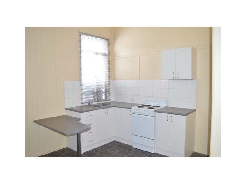 2/5 Royal Lane, Toowoomba City QLD 4350