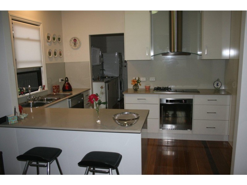 30 Curzon Street, East Toowoomba QLD 4350