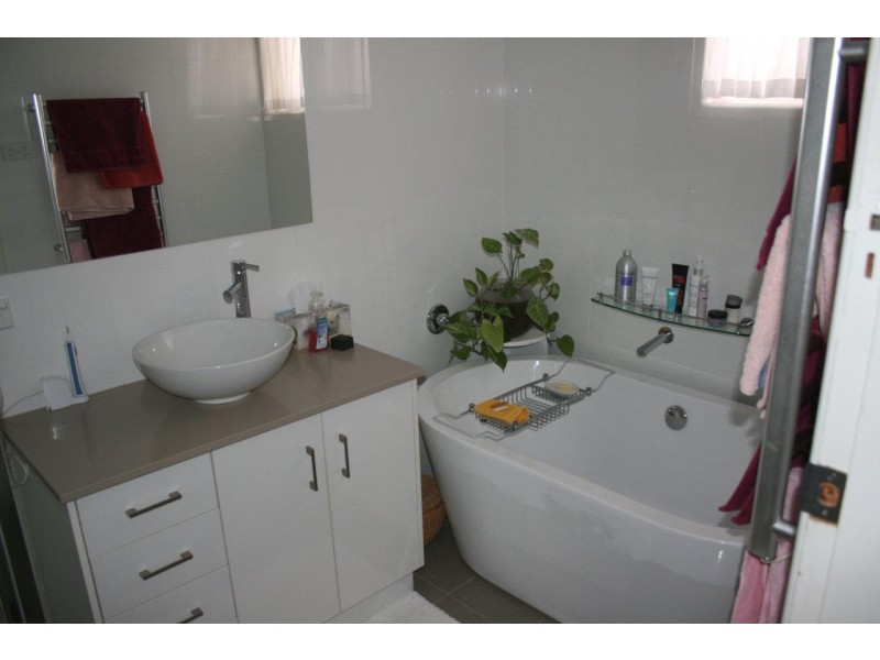30 Curzon Street, East Toowoomba QLD 4350