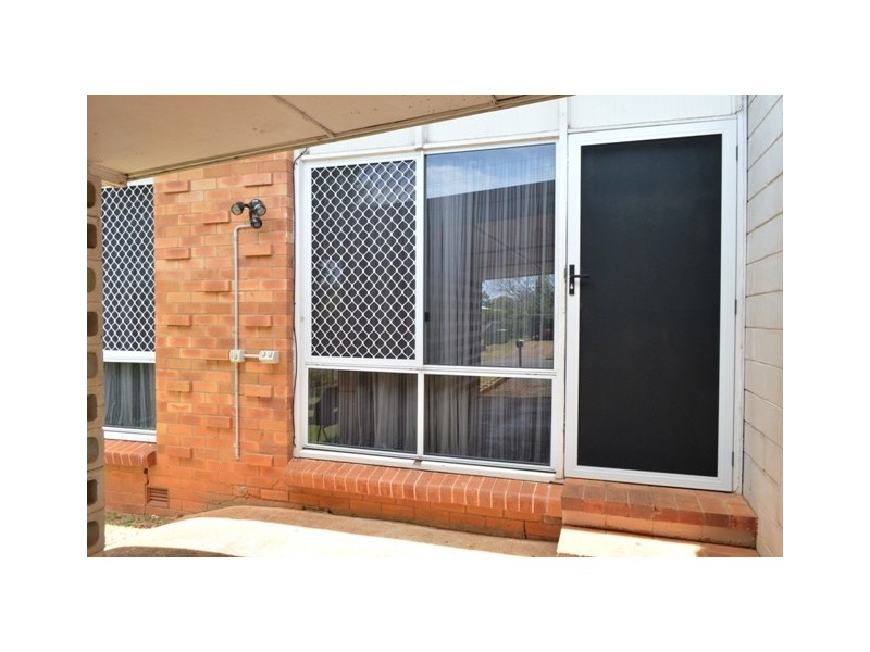 1/266B South Street, South Toowoomba QLD 4350