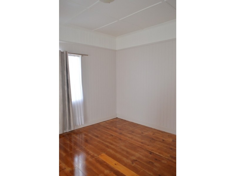 4 Clark Street, South Toowoomba QLD 4350