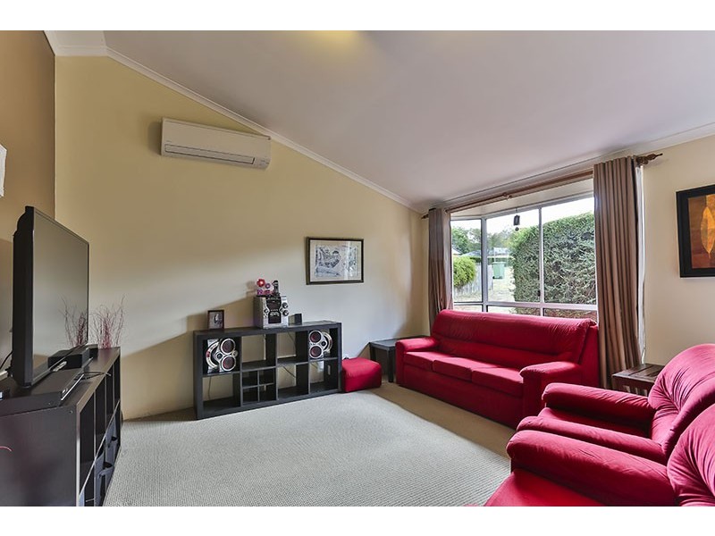 8a Esmond Street, Rockville QLD 4350