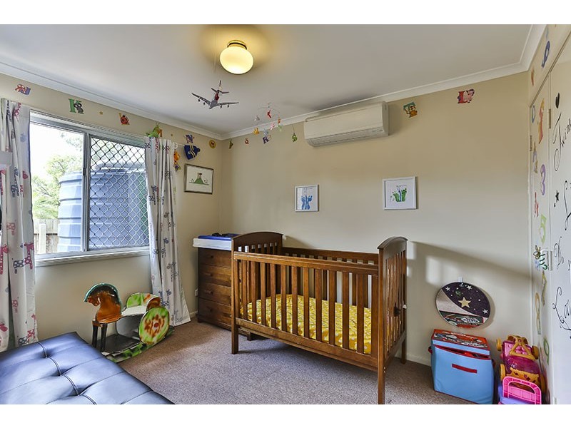 8a Esmond Street, Rockville QLD 4350