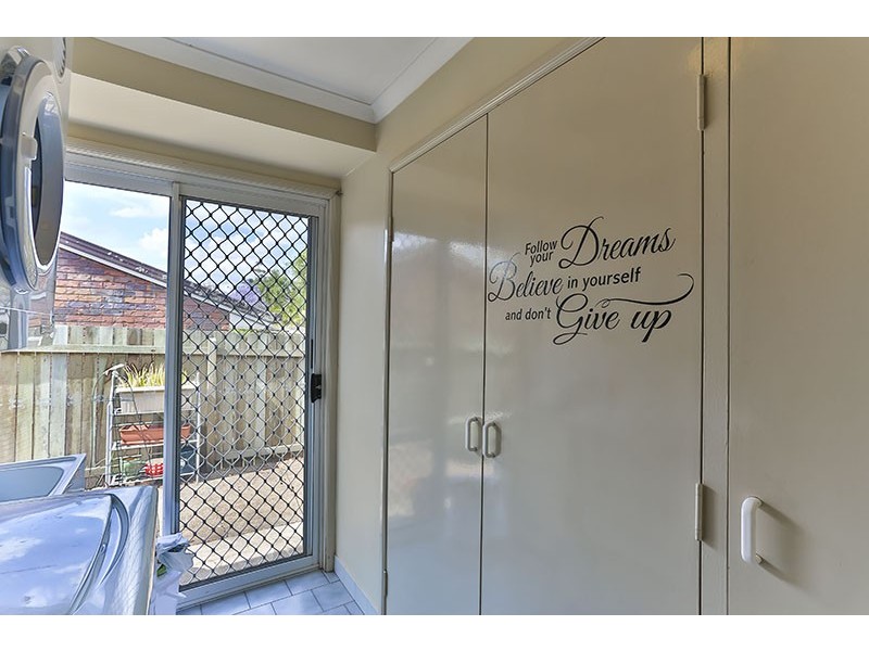 8a Esmond Street, Rockville QLD 4350