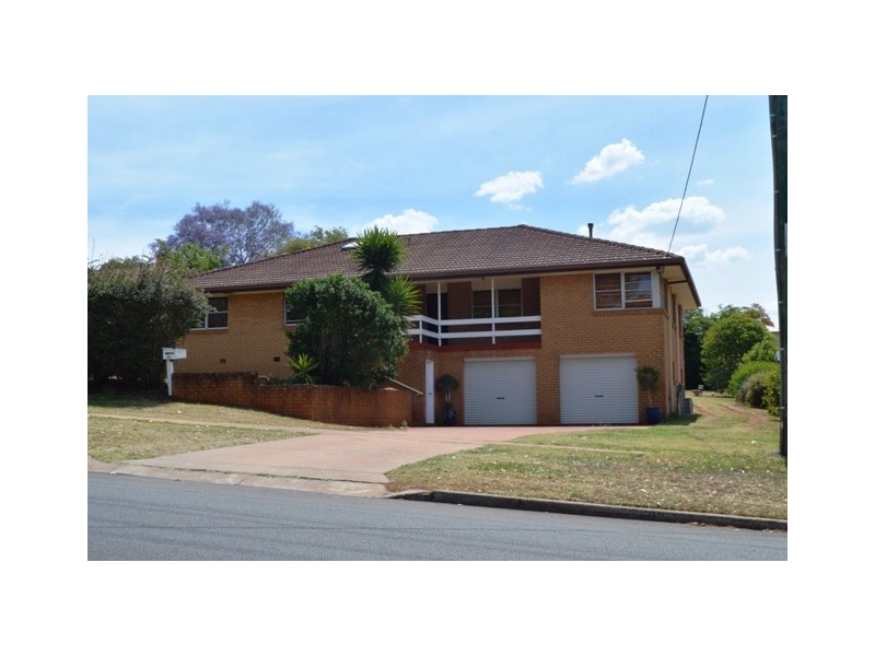 101 Ramsay Street, Centenary Heights QLD 4350