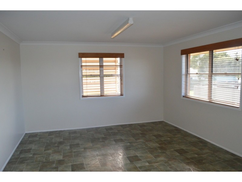 101 Ramsay Street, Centenary Heights QLD 4350
