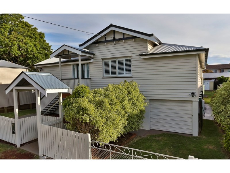 10 Atkinson Street, South Toowoomba QLD 4350
