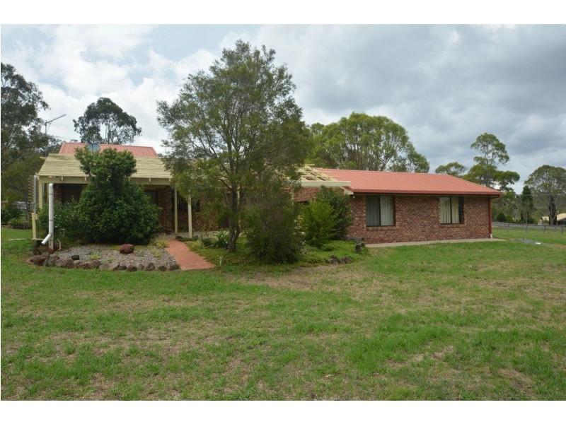 10 Hendy Street, Cranley QLD 4350