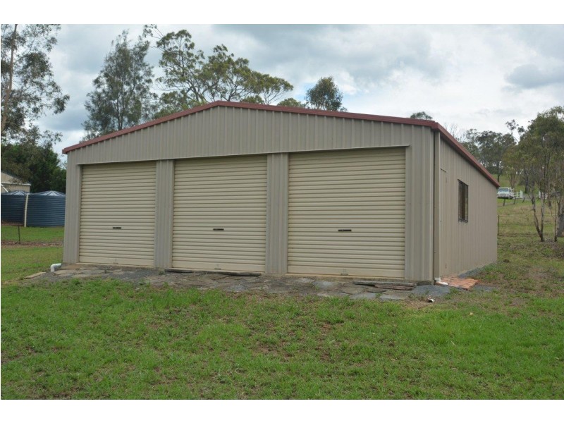 10 Hendy Street, Cranley QLD 4350