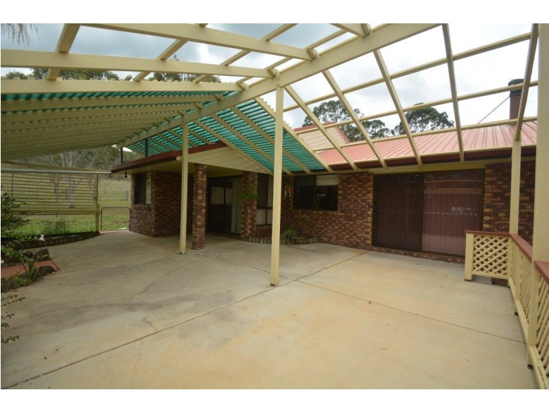 10 Hendy Street, Cranley QLD 4350