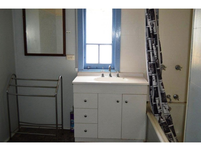 6 Bath Street, North Toowoomba QLD 4350