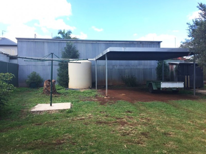 6 Bath Street, North Toowoomba QLD 4350