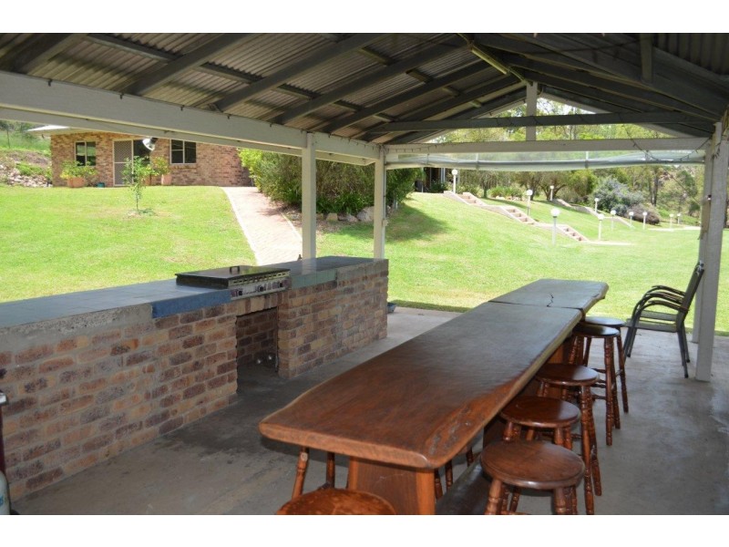 239 Loveday Road, Geham QLD 4352