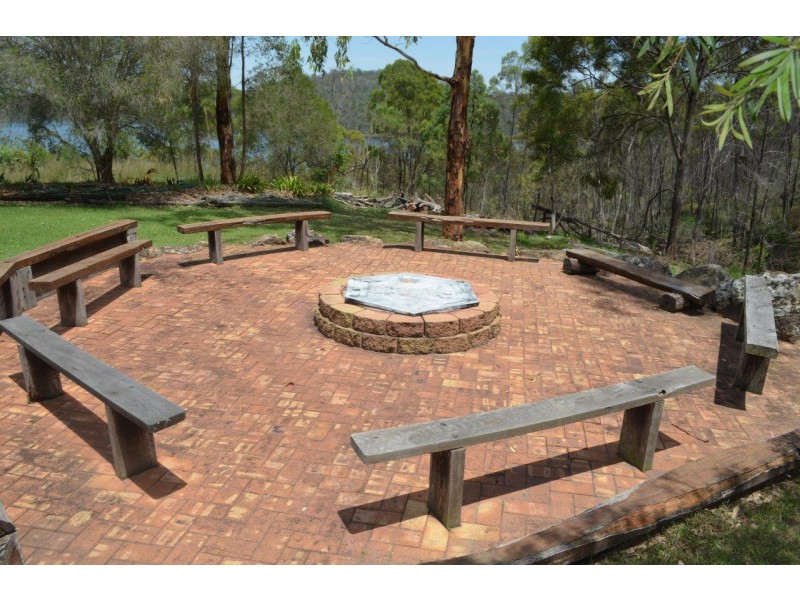 239 Loveday Road, Geham QLD 4352