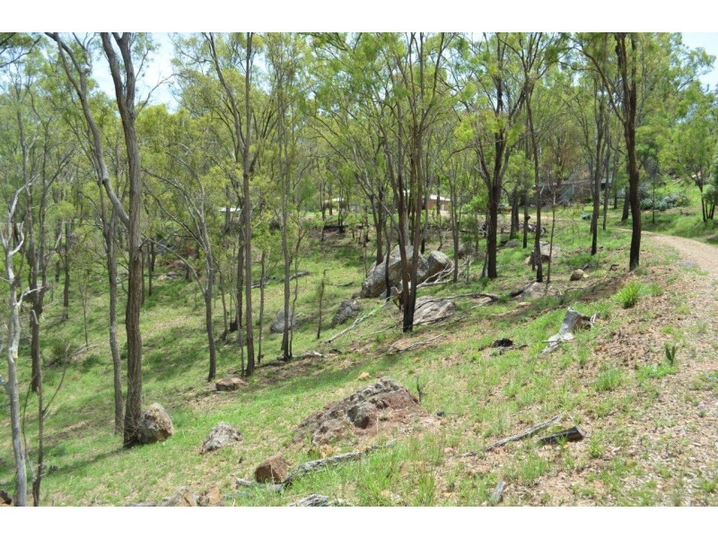 239 Loveday Road, Geham QLD 4352