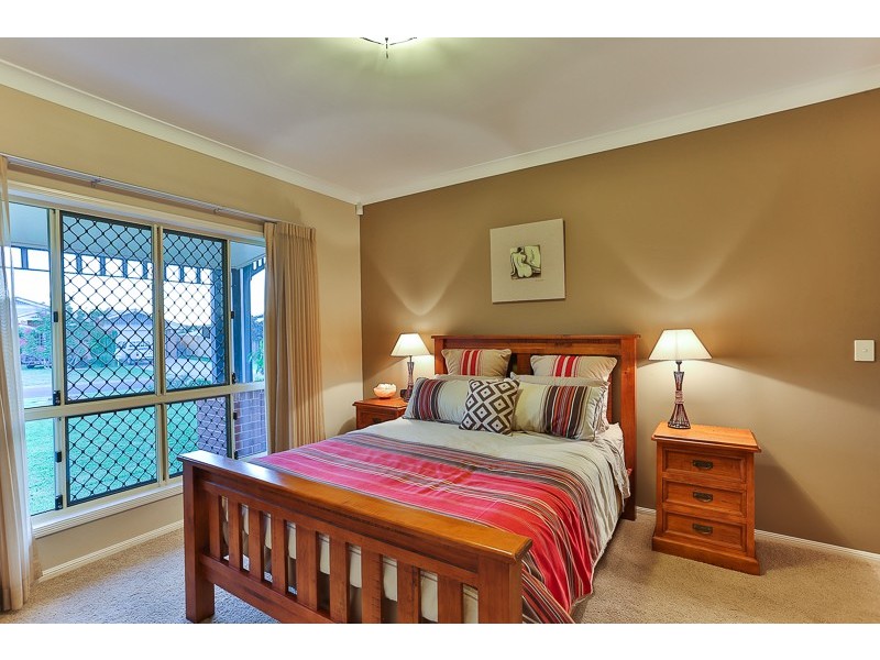 4 Sommariva Street, Westbrook QLD 4350